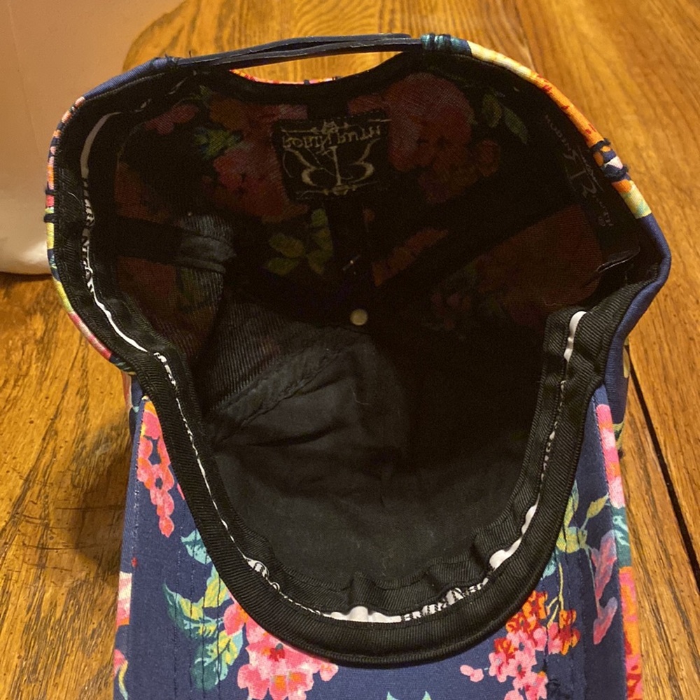 NWOT Robin Ruth hat - Picture 7 of 9